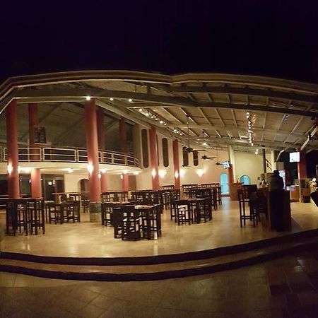 Condor Lodge Плайя Кончал Екстериор снимка